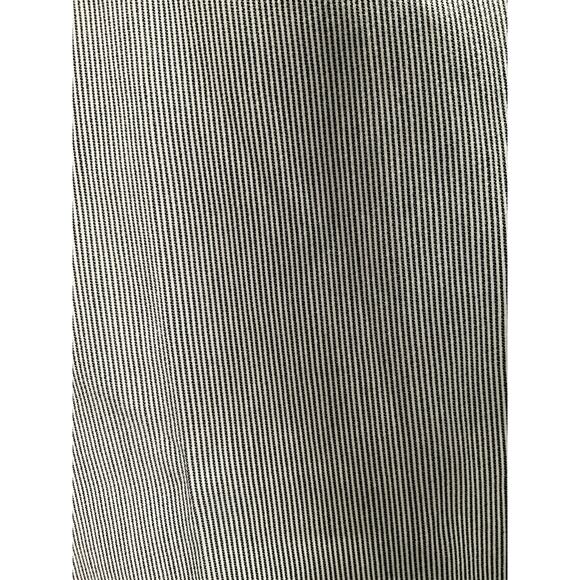 Chico's Gray Striped Capri Pants - Size 3 - Picture 4 of 4